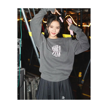 BORN PINK TOUR LOGO CREWNECK