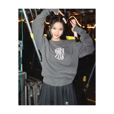 BORN PINK TOUR LOGO CREWNECK