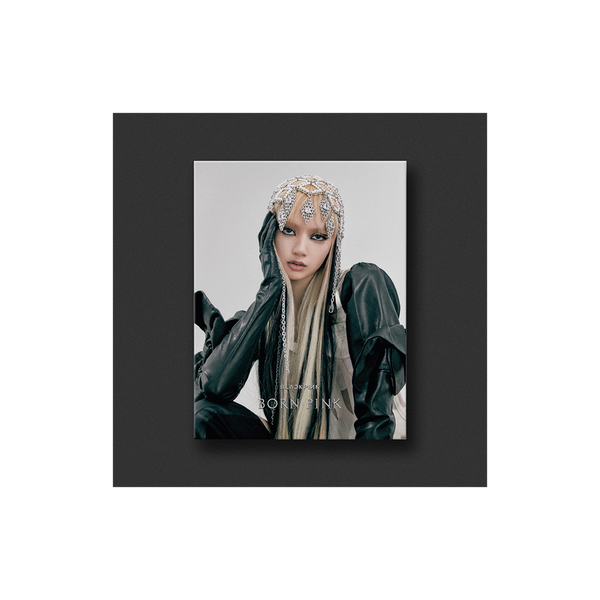 BORN PINK Standard Digipack - LISA – BLACKPINK | SHOP